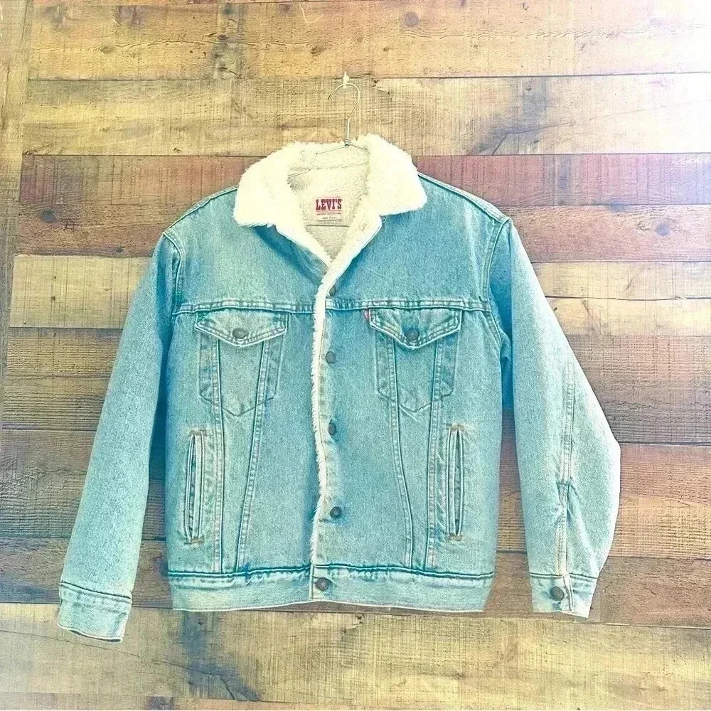Vintage Unisex Levi’s Sherpa Jacket Raw Denim W Harley Davidson Patch